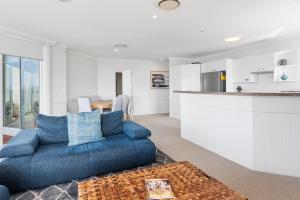 Seamist 6 - Catch the Seamist from your penthouse
