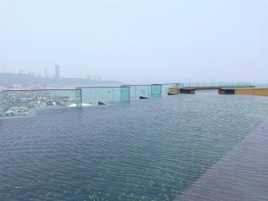 Edge Central Pattaya Lux