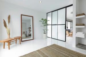 Chic 4BR Villa Kenza Canggu by Orivista
