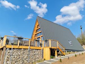 Cabanele A Frame, Salciua Noua