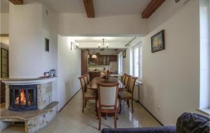 3 Bedroom Lovely Home In Bogaczewo