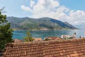 Glass Balcony with Sea View