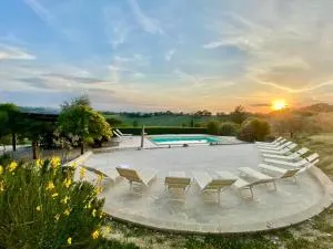 Il Melograno Country Resort - SantʼIsidoro