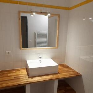 Appartements Du vert & du bon air - Linge maison inclus - Parking Prive Gratuit - Centre ville Bergerac 10mn - Domaine Bellevue Cottage en Perigord : photos des chambres