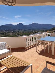 Vakantiewoning CasaLucka4enjoy private pool and mountain view regio Calpe-Jalon