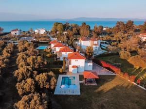 Friday Mood by Diomedes Group