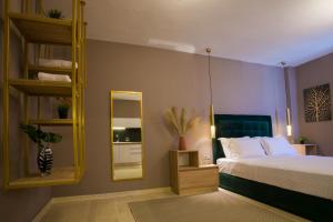 Marizas luxury suites #1