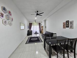 BSP21 Family Homestay