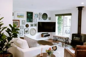 The Grange country retreat, with a birds eye view! - Yerrinbool