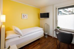 Economy Single Room with Shared Bathroom and Toilet room in Aparthotel Familie Hugenschmidt