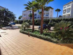Small Oasis Nelson Mandela Apartment with sea view, two bedrooms, parking, terrace and pool