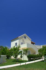 Tondoris Apartments Corfu Greece