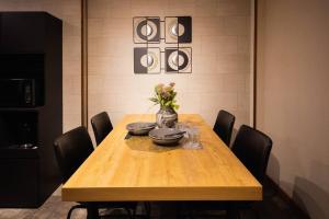 Osaka private house 3 bed rooms for max 10ppl