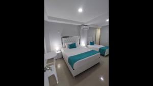 Bm-17 Charming Cartagena Lodge with Shared Pool Terrace