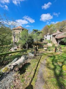 Maisons de vacances Le Moulin de Froment 2 gites de 8 et de 12 couchages, 10 min du Puy du Fou : photos des chambres