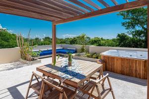 VILLA PRINCE, loft & rooftop, private pool & jaccuzi RIVIERA MAYA