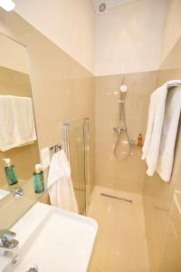 Sophies Place Augarten - Imperial Lifestyle City Apartments Vienna Parking