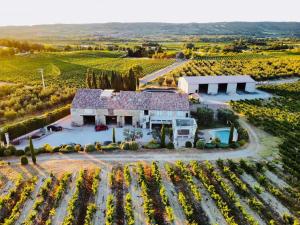 Appartements Gite Les Vignes Piscine et Spa : photos des chambres