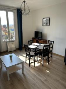 Appartements Cosy F2 Fresnes-Pres de Paris, Orly et Rungis : photos des chambres