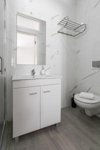 Rose Breeze Apartment