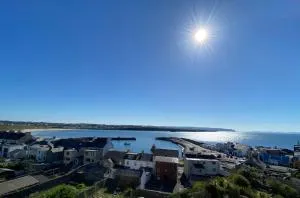 Harbour View Apartment - Fantastic Sea Views over Portrush Harbour - 格林卡斯尔