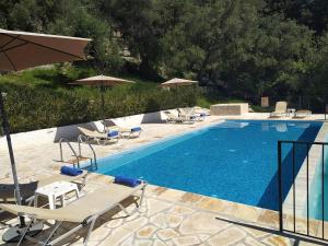 Apartment Zeus with private pool and sea view