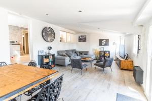 Appartements Superbe appartement avec terrasse sur les toits : photos des chambres