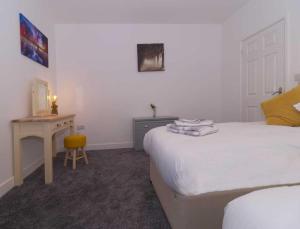 Rydal house 2 bedroom house with upstairs bathroom