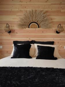 Maisons de vacances Deux chalets, capacite totale de 10 personnes : photos des chambres