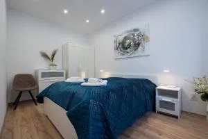 Zora Lak - Virágvölgy