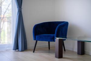 Wiktorska Blue Studio by BookingHost