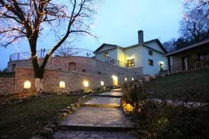 Thea Dodoni - Ayios Dimitrios