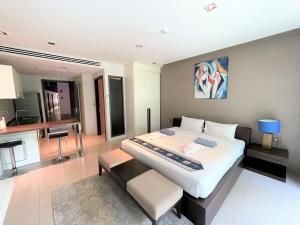 Emerald Terrace Apartments by Lofty