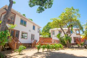 Casa Coral and Casa Palmera home