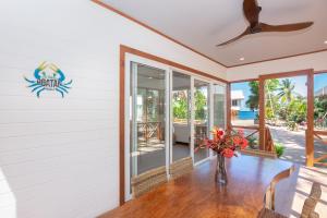 Casa Coral and Casa Palmera home