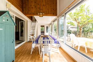 Villas Chaleureuse Villa Bois : photos des chambres