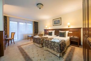 Classic Twin Room room in Hotel Prezydent Krynica Zdrój