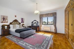 WHome Perfect Family Hideout Residence wAC & 4BR + 5BA