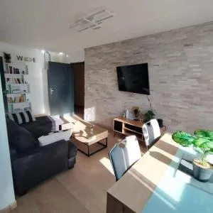 Appartement charmant et calme en bord de Loire. - 韦尔图