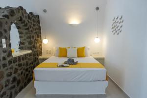 Asma Suites Santorini Greece