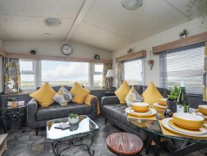 Caban Cwtch The Cosy Cabin