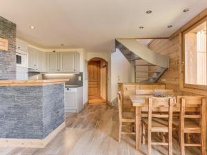 Charmant duplex 4 pièces, 7 pers, pied des pistes, garage et wifi à Méribel - FR-1-411-511