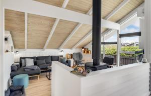 Three-Bedroom Holiday Home Harboøre With A Fireplace 06