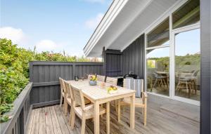 Three-Bedroom Holiday Home Harboøre With A Fireplace 06