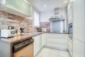 Appartements L'Elegant Chic-T2-Paris-Disneyland JO Paris 2024 : photos des chambres