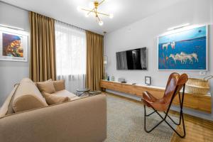 Elektoralna Comfort Apartment by BookingHost