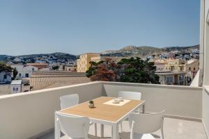 Friendly Nomads Marion Suite