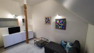 Beachfront Art Gallery Mansard One Bedroom Suite in Historic Bath-House