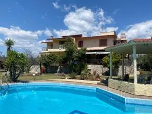 Eirini's ART HOUSE - 基拉奇尼