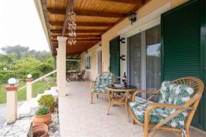 Elpidas country house